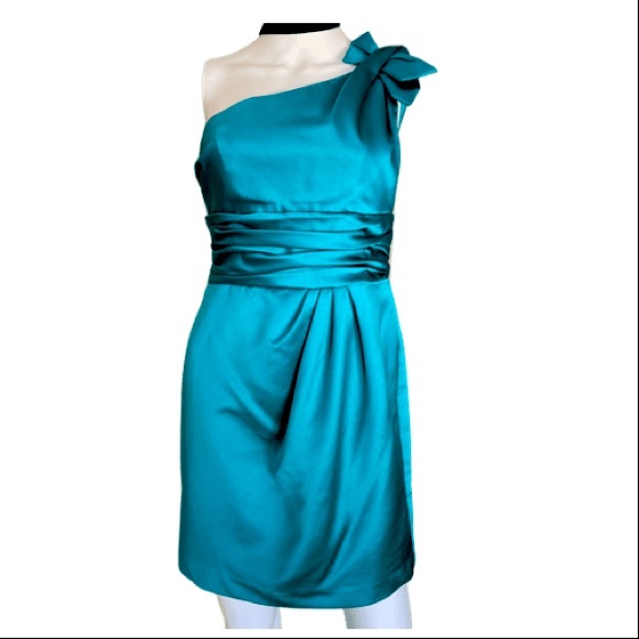 Teal prom or party dress size 2 like new!